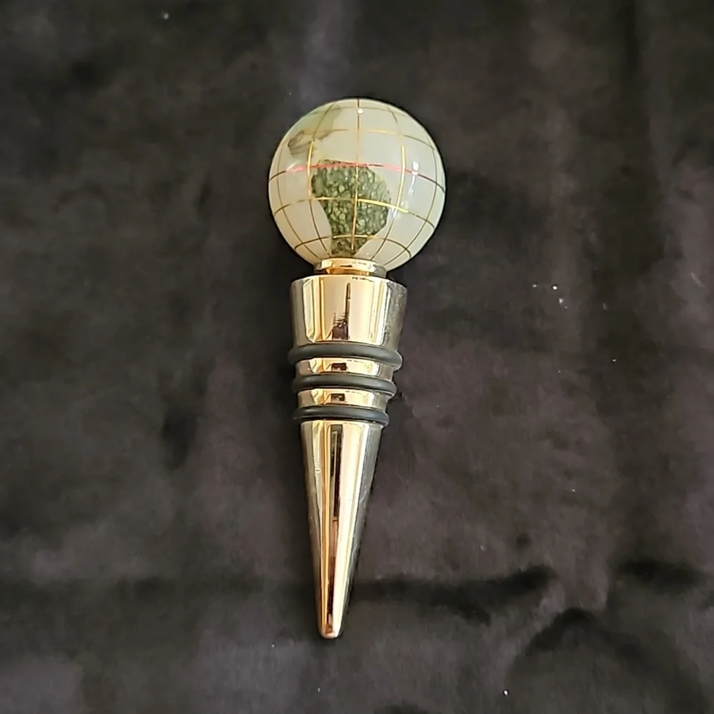 Gemstone Globe Bottle Wine Stopper